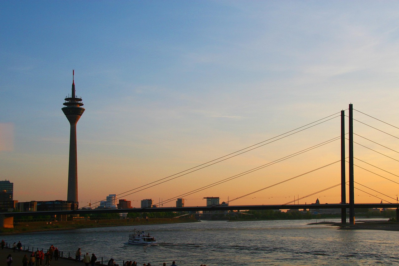 Düsseldorf Rhein Rehacare